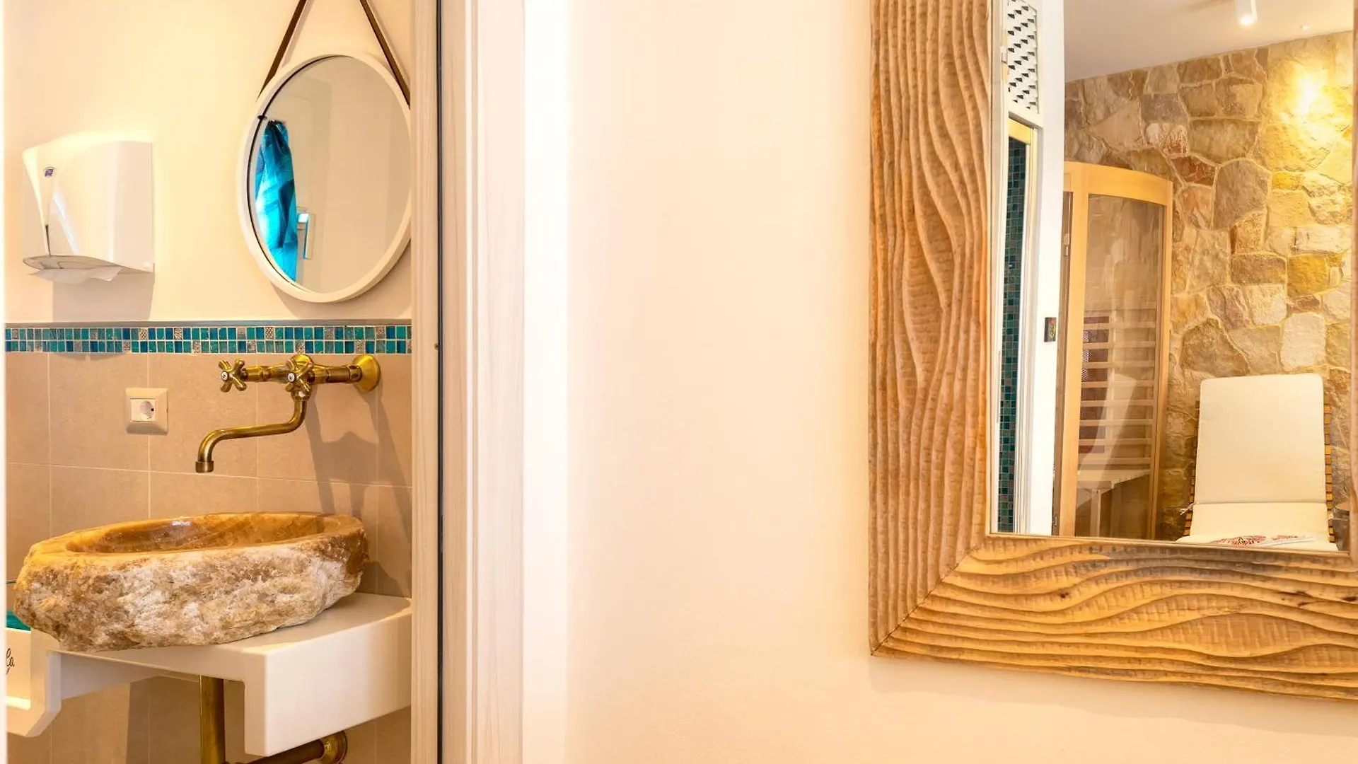 Residenza Alla Collina & Romantic Spa 康特港